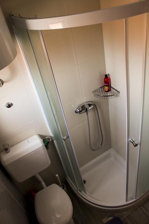 Roko Apartments Биоград на Мору Екстериор снимка