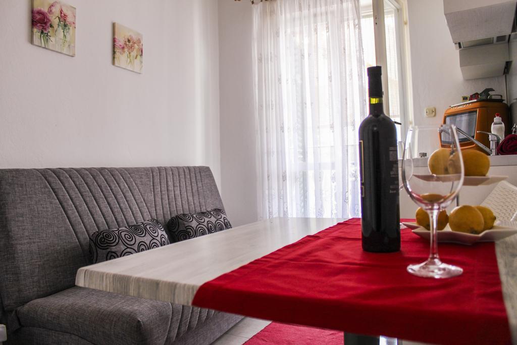 Roko Apartments Биоград на Мору Екстериор снимка